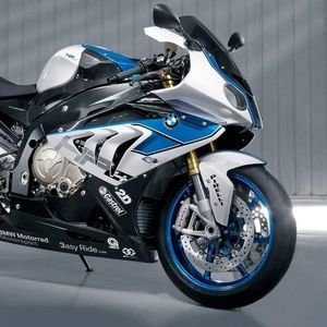 Meet your Posher, Nicholas